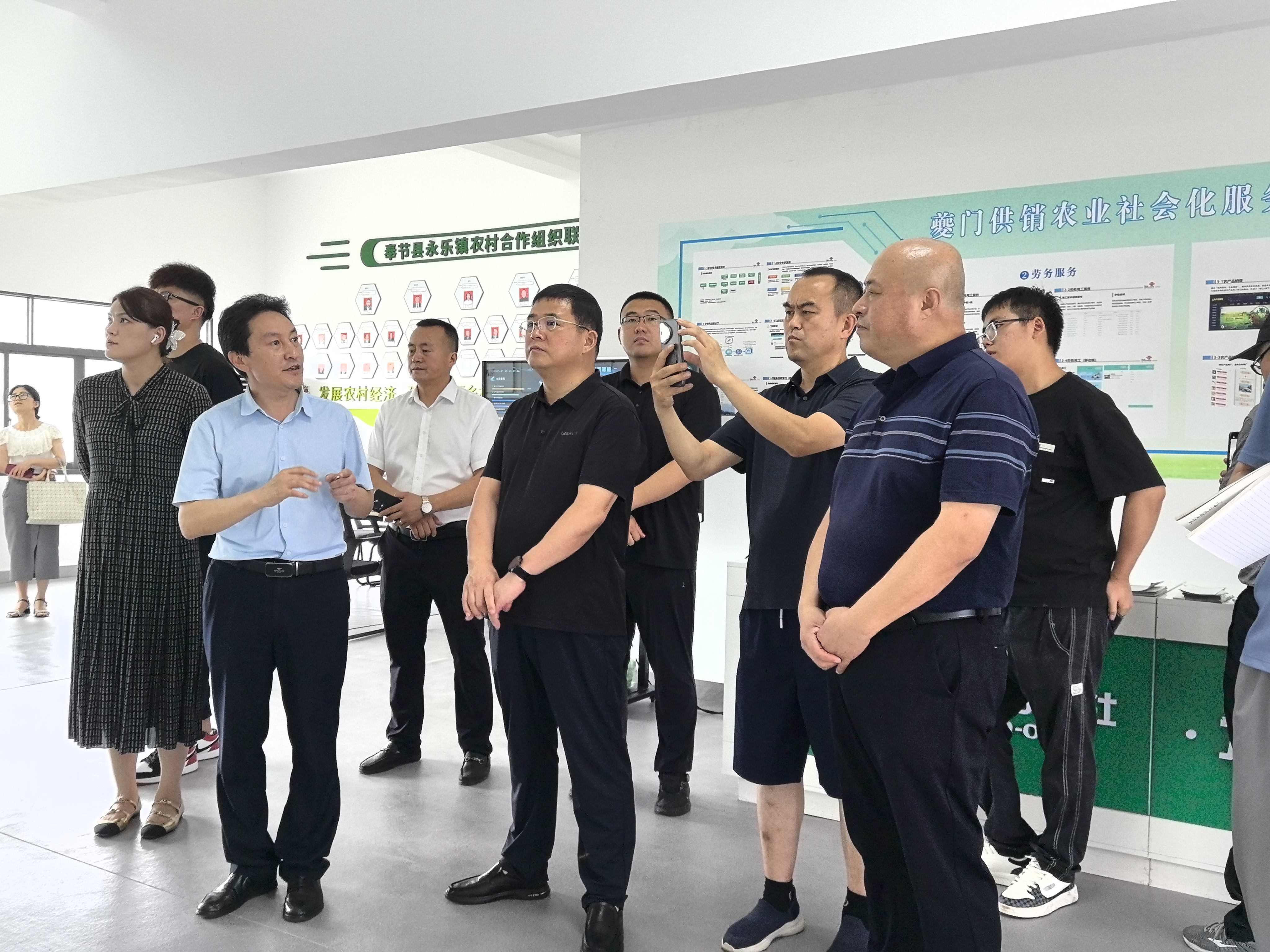 e0d89adf71bfd3d6eab9508b7f7bb2d.jpg 新球体育