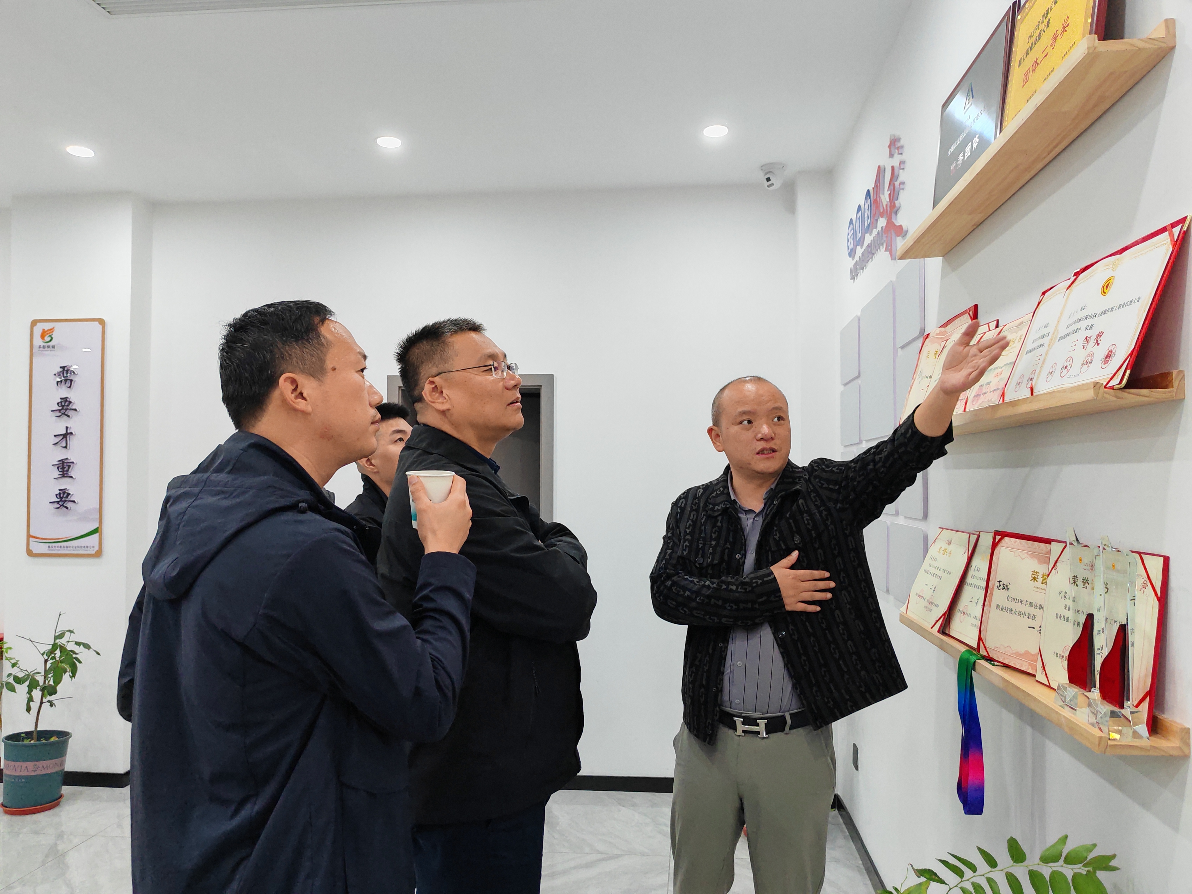 3微信图片_20251022085936_55_3.jpg 新球体育