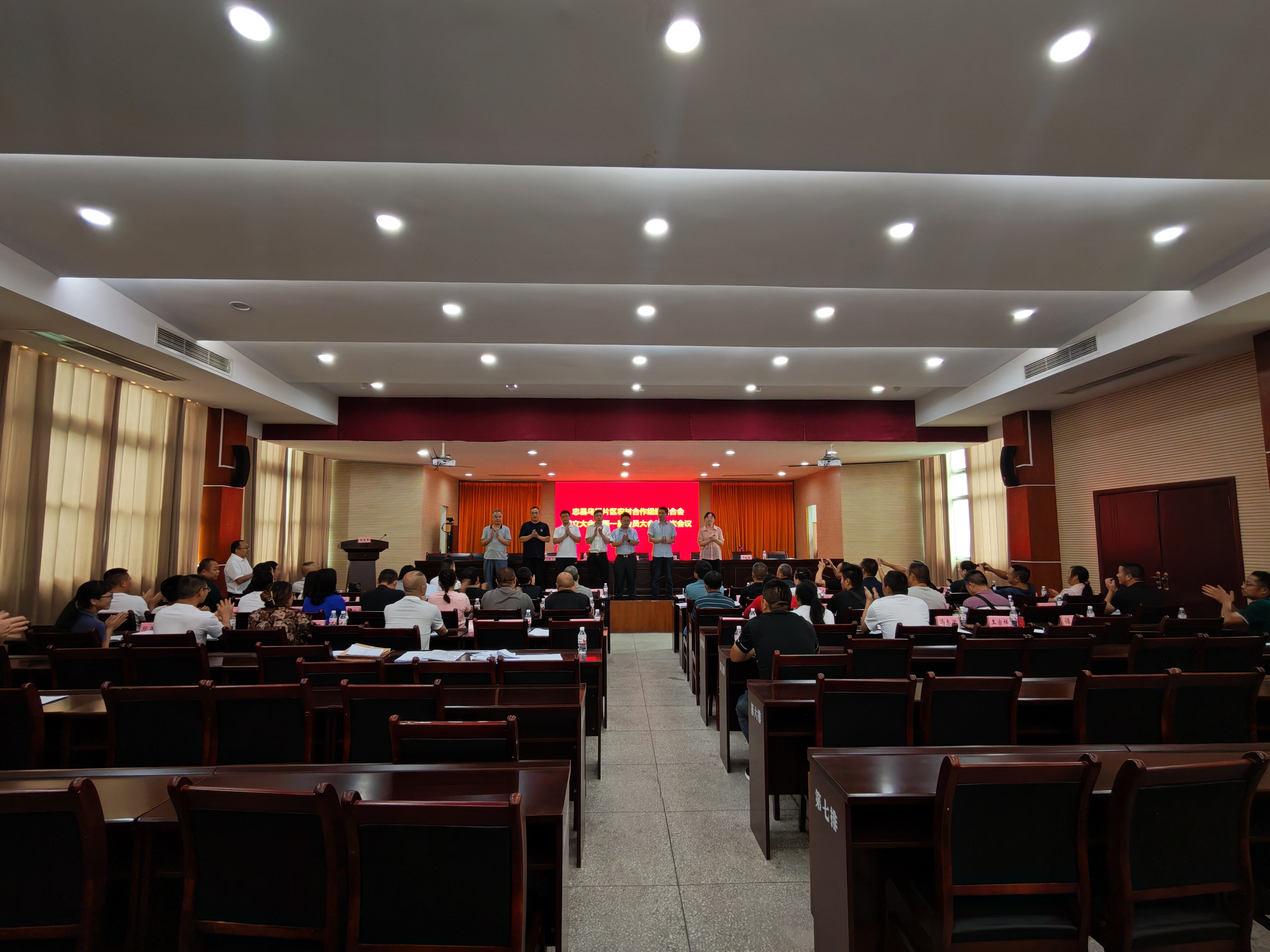 乌杨图片1.png 新球体育